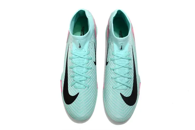 نيكي أحذية كرة القدم تربوية زرقاء وردية بكعب مرتفع Flyknit-Style 2