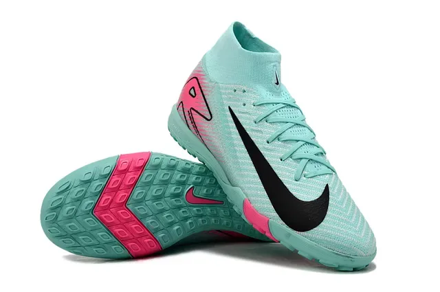 نيكي أحذية كرة القدم تربوية زرقاء وردية بكعب مرتفع Flyknit-Style 3