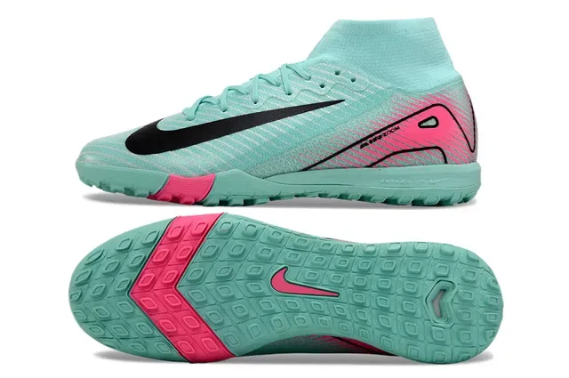 نيكي أحذية كرة القدم تربوية زرقاء وردية بكعب مرتفع Flyknit-Style 5