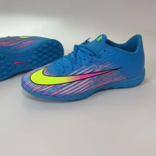 Nike Blue Pink Low-Cut Synthetic Woven Upper Indoor Soccer Shoes