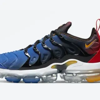 Nike Blue Red Wavy TPU Cage Layered Mesh Upper Lifestyle Sneakers