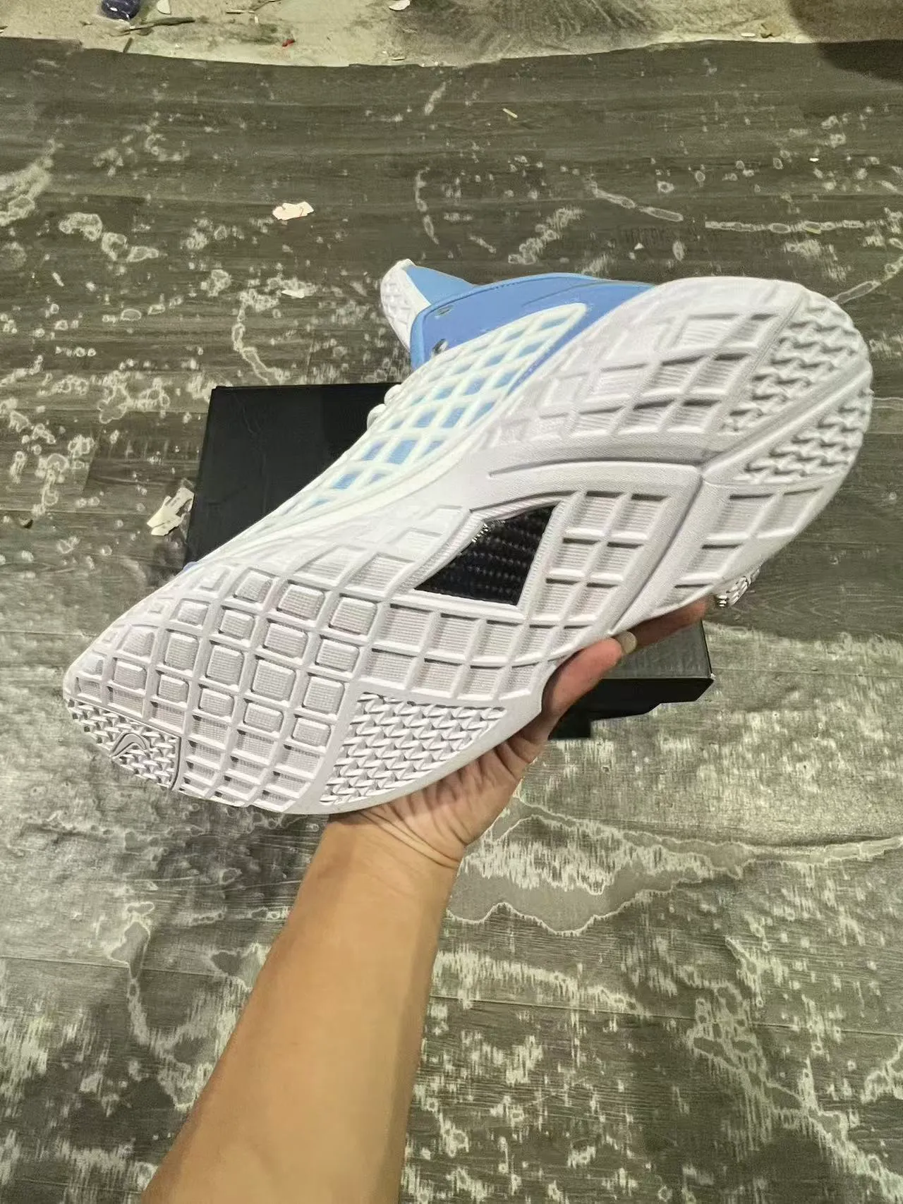 Nike Blue White High-Top Cage Mesh Upper Basketball Shoes 9