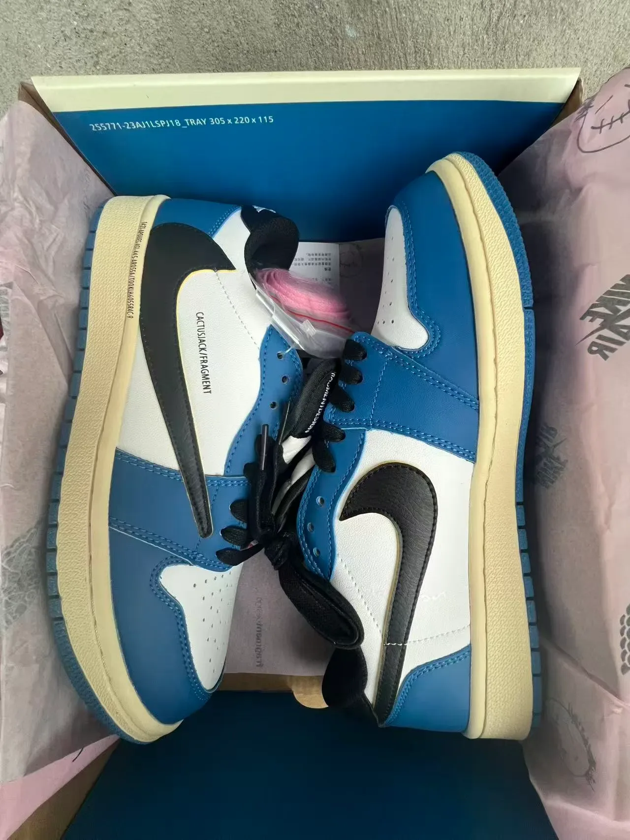 Nike Blue White Low-Top Silhouette Leather/synthetic Overlay Lifestyle Sneakers 3