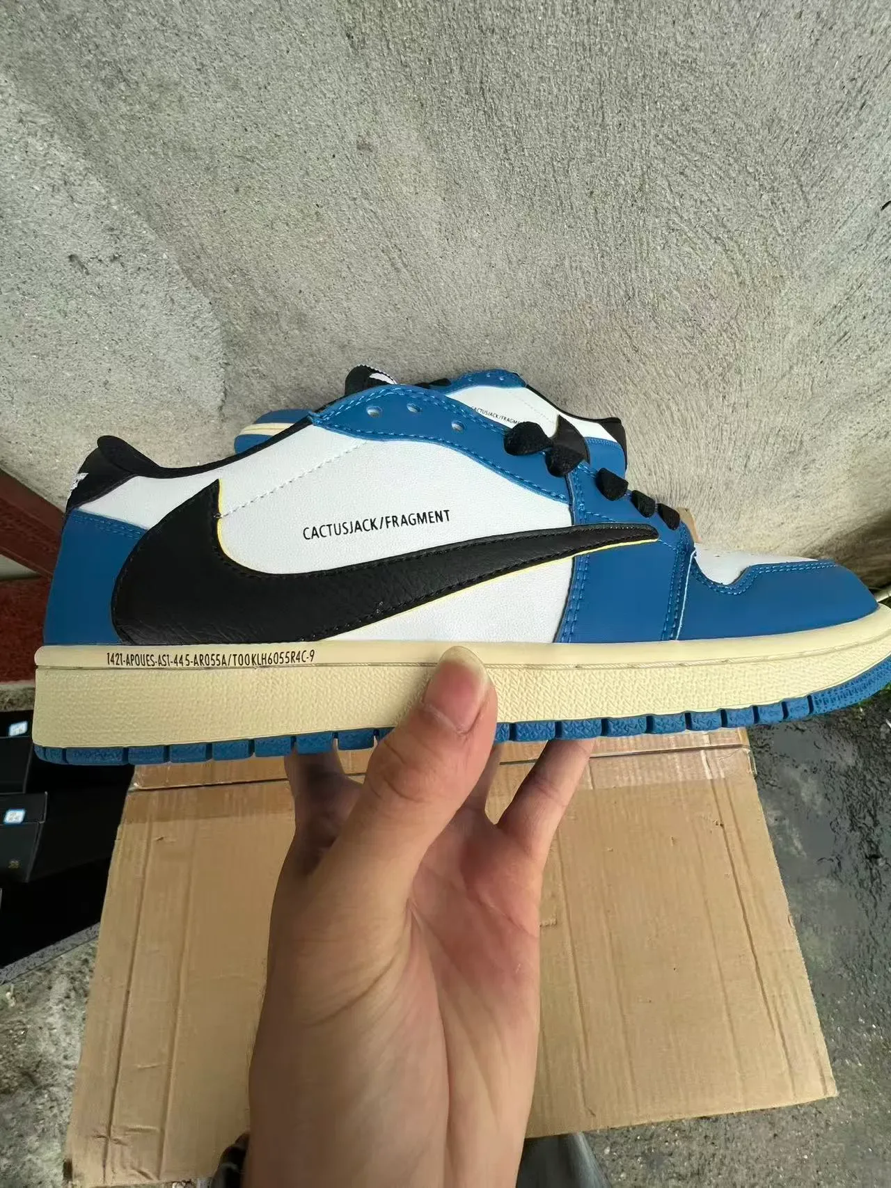 Nike Blue White Low-Top Silhouette Leather/synthetic Overlay Lifestyle Sneakers 5