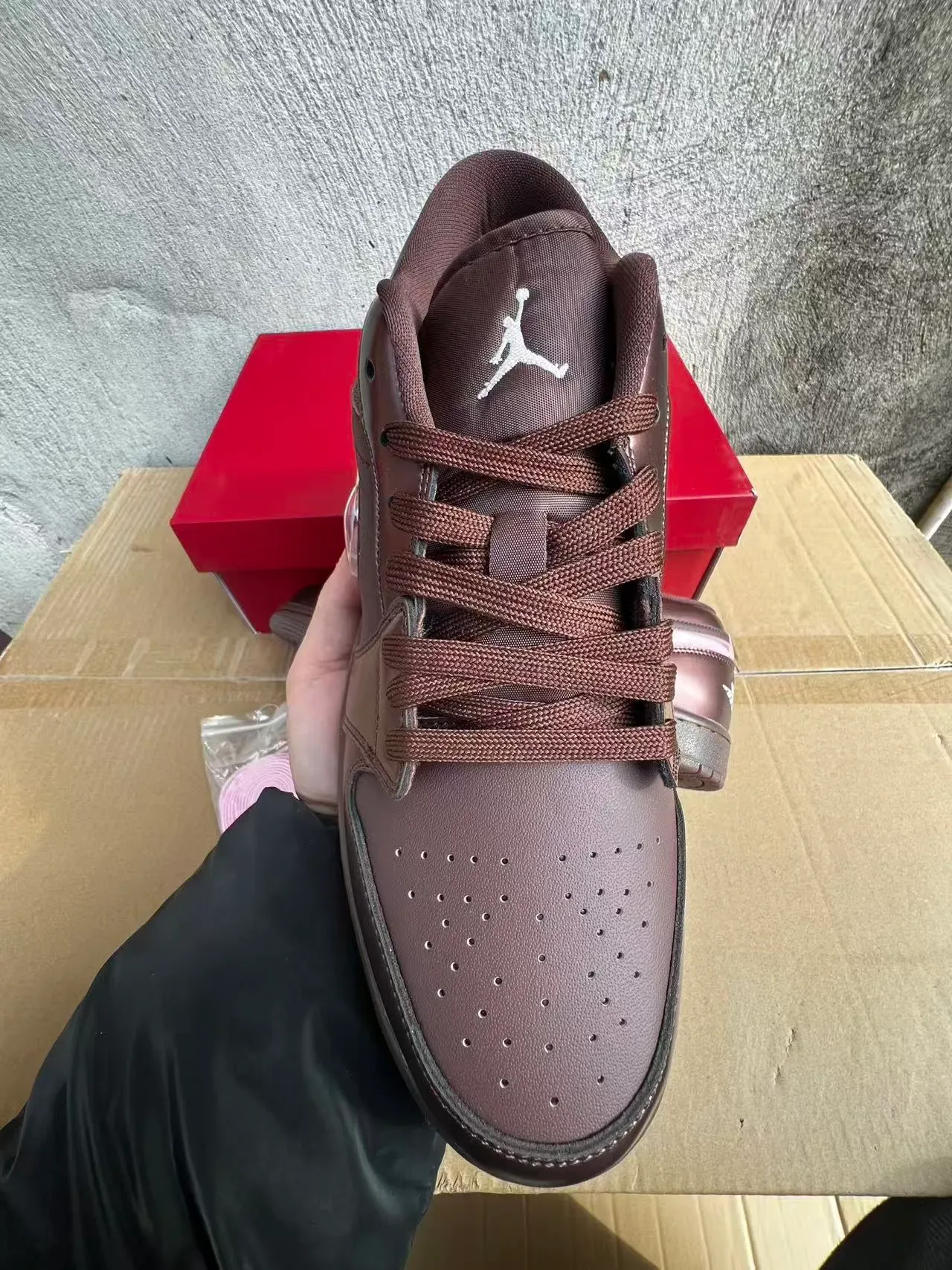 Nike Sneakers Lifestyle Marron Rose Métallique Cuir Supérieur Brillant Swoosh 3