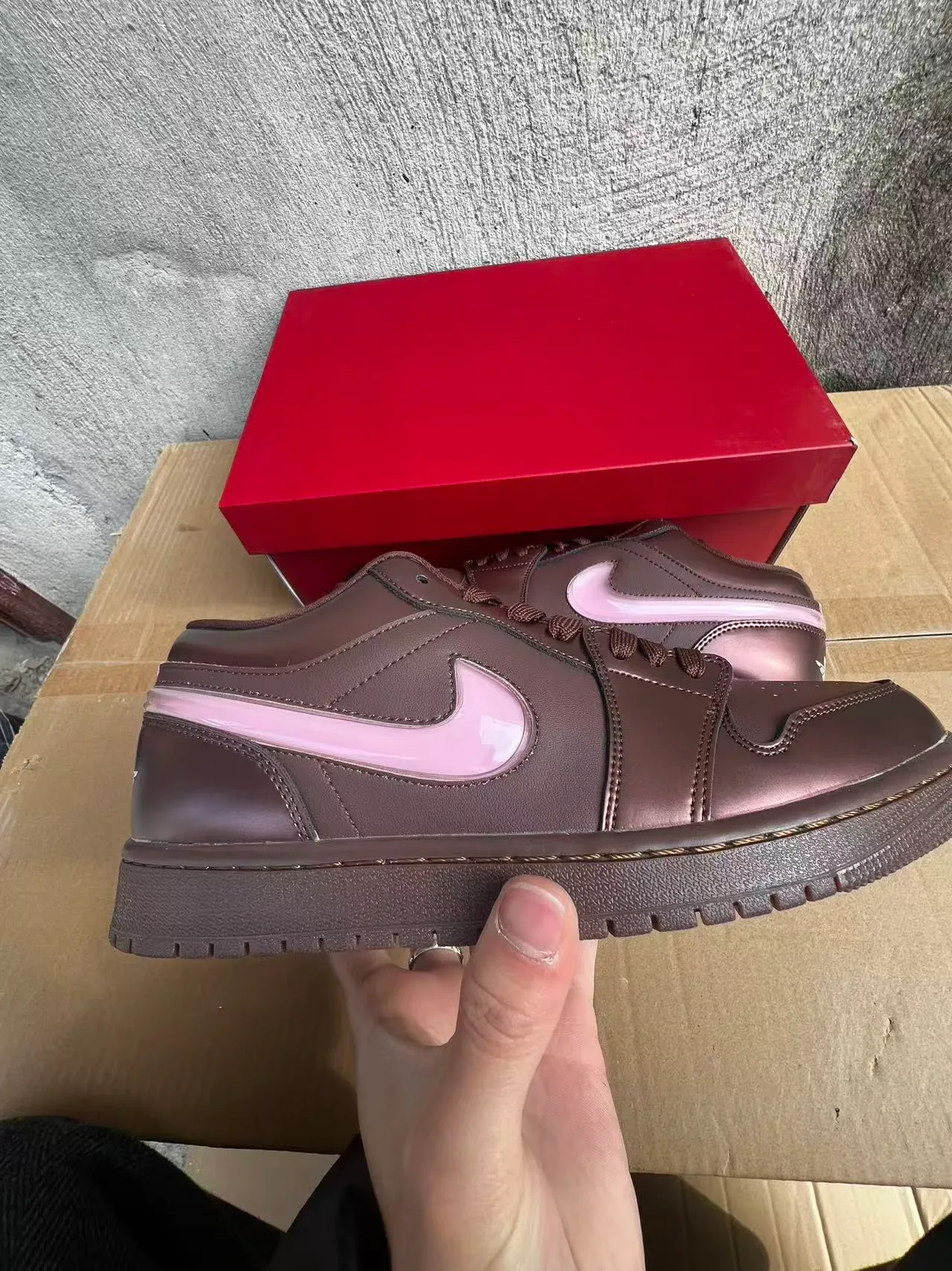 Nike Sneakers Lifestyle Marron Rose Métallique Cuir Supérieur Brillant Swoosh 7