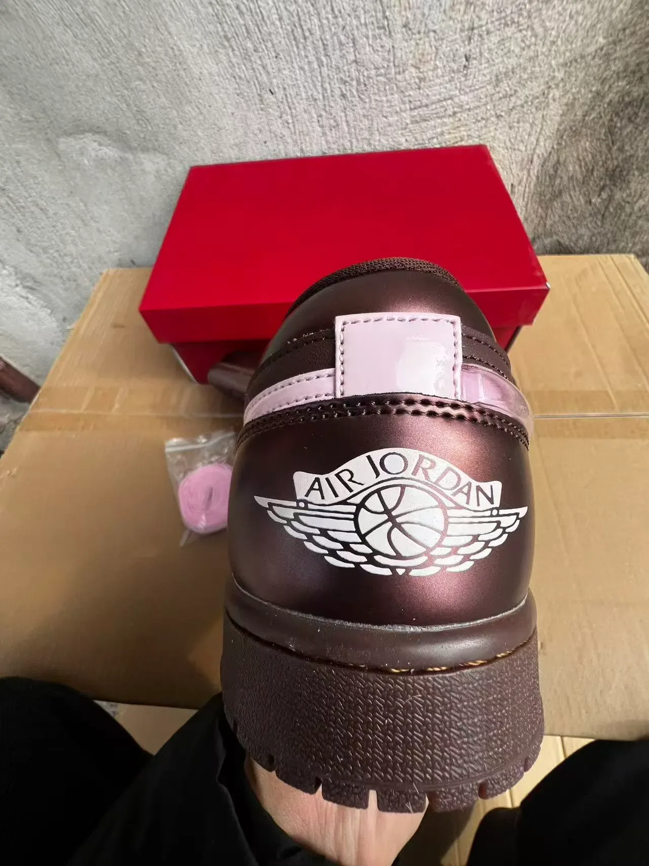 Nike Sneakers Lifestyle Marron Rose Métallique Cuir Supérieur Brillant Swoosh 8