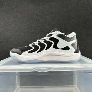 Nike Cosmic Unity 2 Zapatos de baloncesto negro y blanco