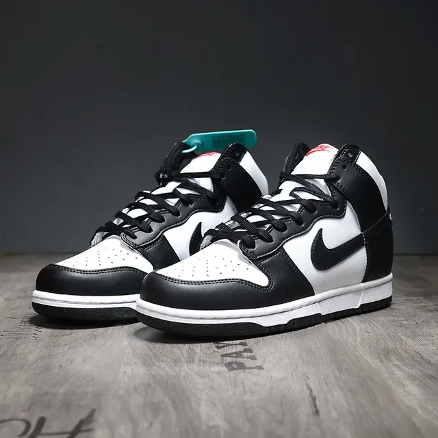 Nike Dunk High Black and White Lifestyle Sneakers 3