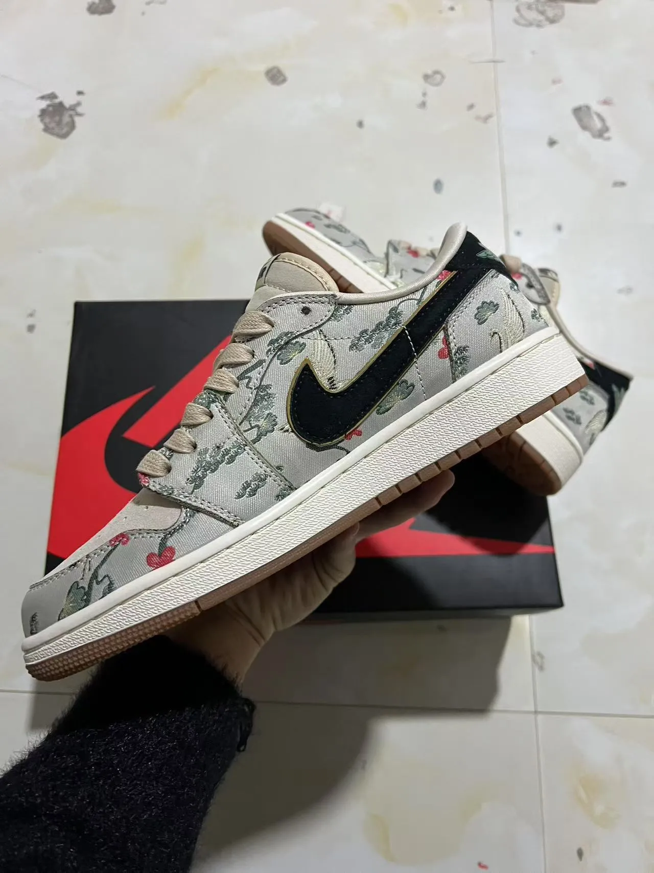 Nike Dunk Low Floral Jacquard Lifestyle Sneakers 5