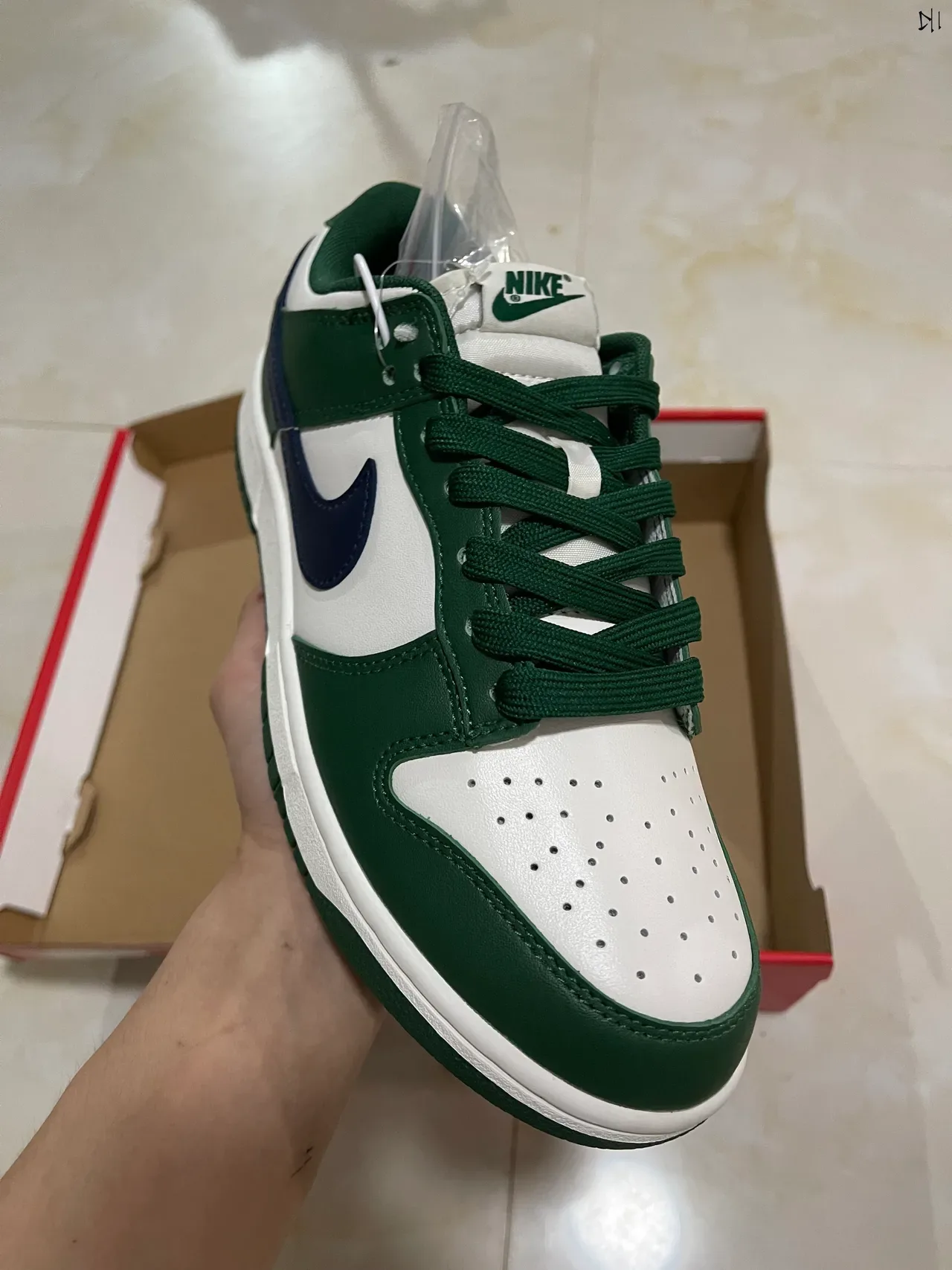 Nike Dunk Low Green White Navy Lifestyle Sneakers 2