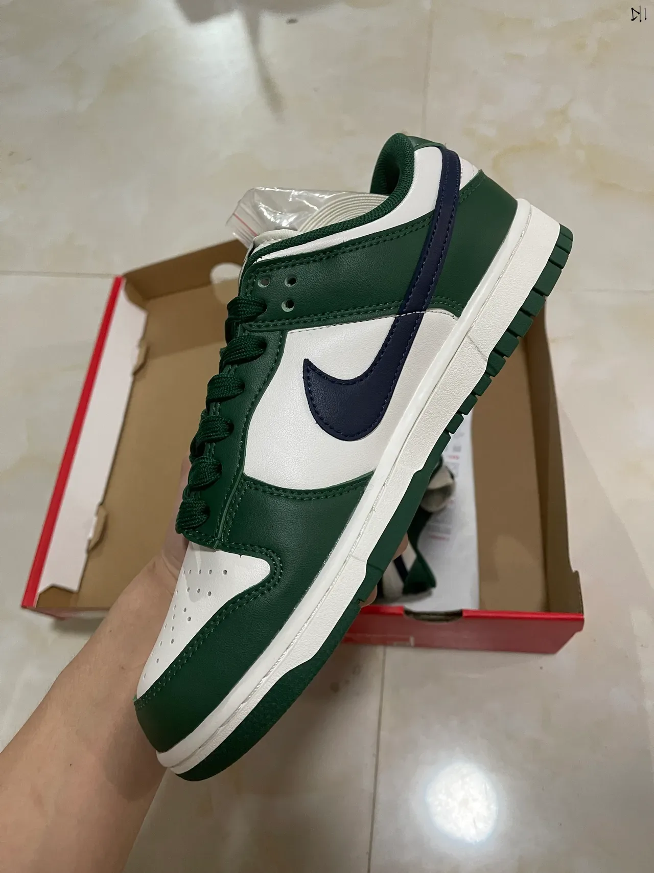 Nike Dunk Low Green White Navy Lifestyle Sneakers 4