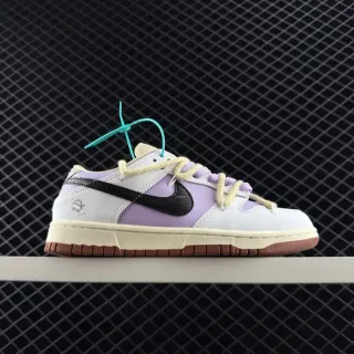 Nike Dunk Low लैवेंडर और सफेद लाइफस्टाइल स्नीकर