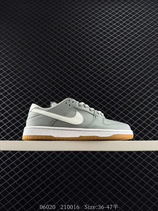 نايكي Dunk Low رمادي فاتح أوف-وايت جوم أحذية تزلج 2