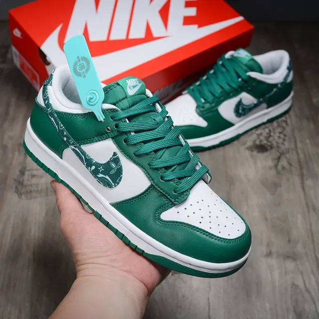Nike Dunk Low White Green Floral Swoosh Lifestyle Sneakers 2