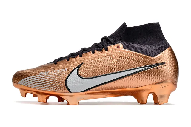 Nike সোনালী কালো ধাতব তামারি উপর সক-ফিট কলার ফার্ম-গ্রাউন্ড সকার শু 5
