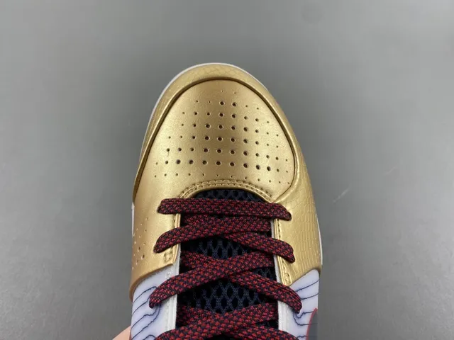 Nike Gold Navy Metallic Textured Upper Striped Mesh Mid-Panel Basketball Shoes 5