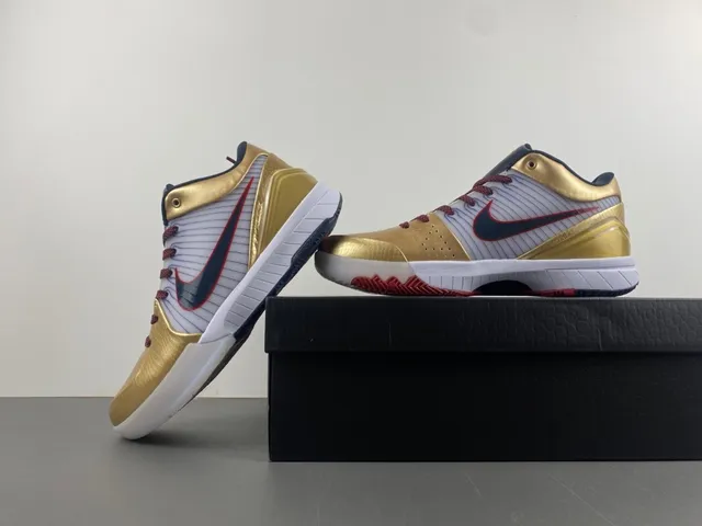 Nike Gold Navy Metallic Textured Upper Striped Mesh Mid-Panel Basketball Shoes 15