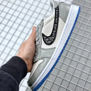 Nike Gray Blue Low-Top Silhouette Leather Upper Lifestyle Sneakers