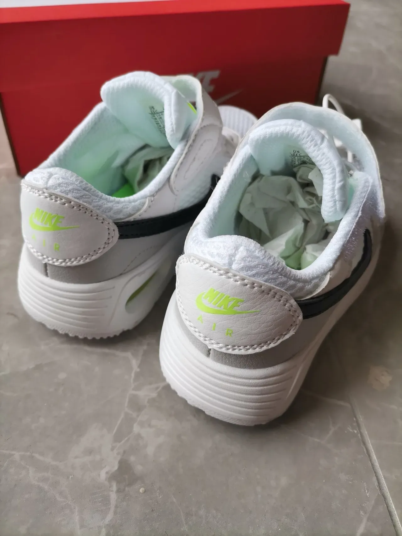 Nike Gray Green Low-Top Hook-and-Loop Strap Lifestyle Sneakers 22