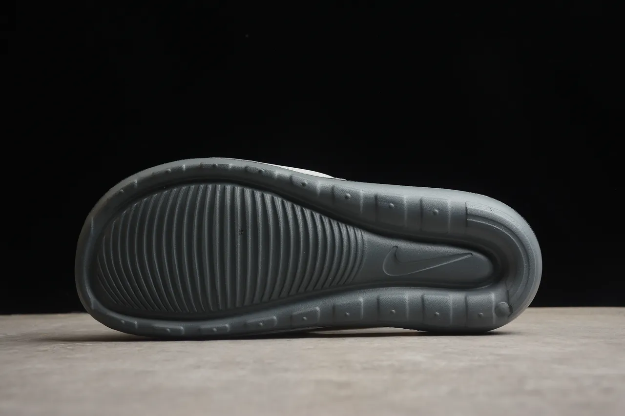 Nike Gray Yellow Single-Strap Slide Padded Fabric Slippers 9