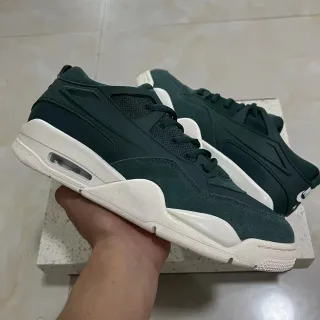 Nike Green White Layered Upper Suede And Mesh Construction Sneakers