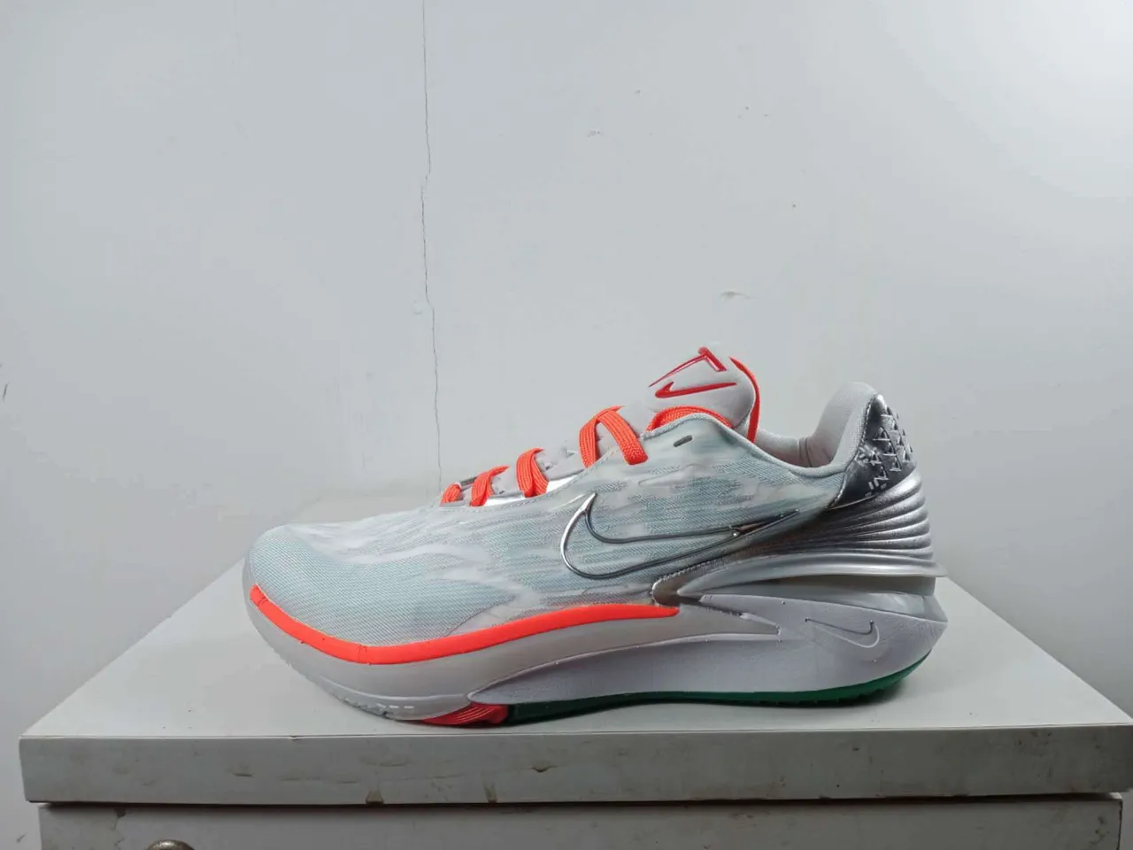 Nike GT Cut 2 Silver Gray Orange Basketball Shoes 6