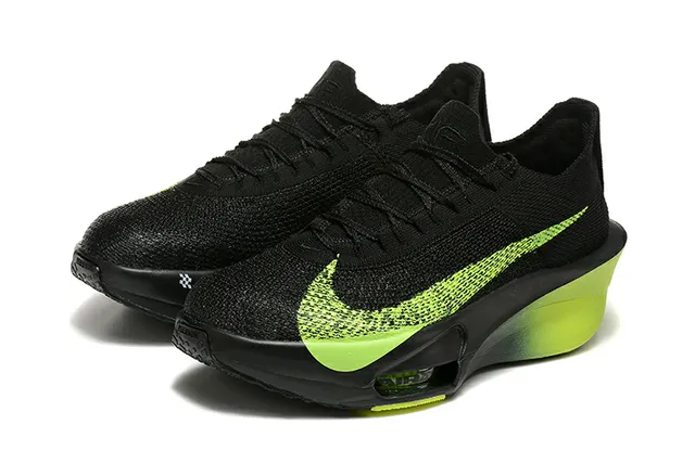 Nike Invincible Run Black and Neon Green Running Shoes 6