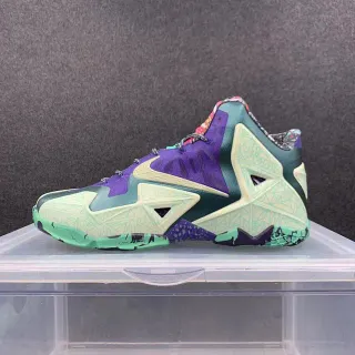Nike LeBron 11 बैंगनी पेपरमिंट ग्रीन ज्यामितिक बास्केटबॉल जूते