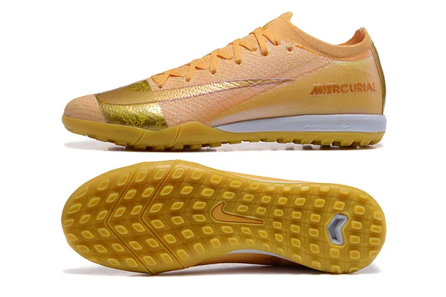 Nike Mercurial Chaussures de football avec empeine en maille orange doré accents métalliques pour pelouse artificielle 9