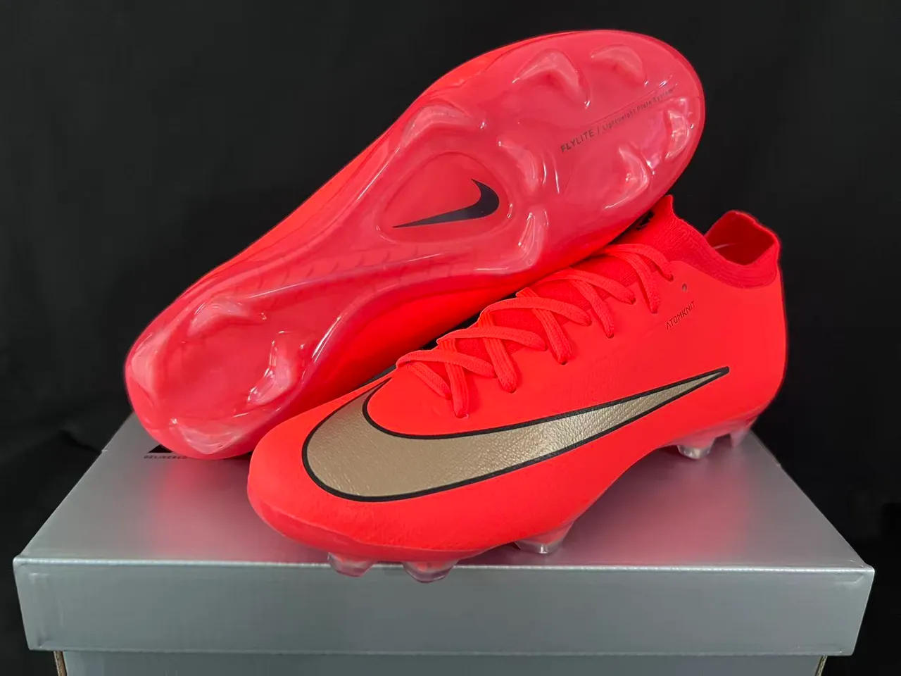 Nike Mercurial Vapor Red Gold Low-Cut Sock-Fit Collar Atomknit Upper Firm-Ground Soccer Shoes 3