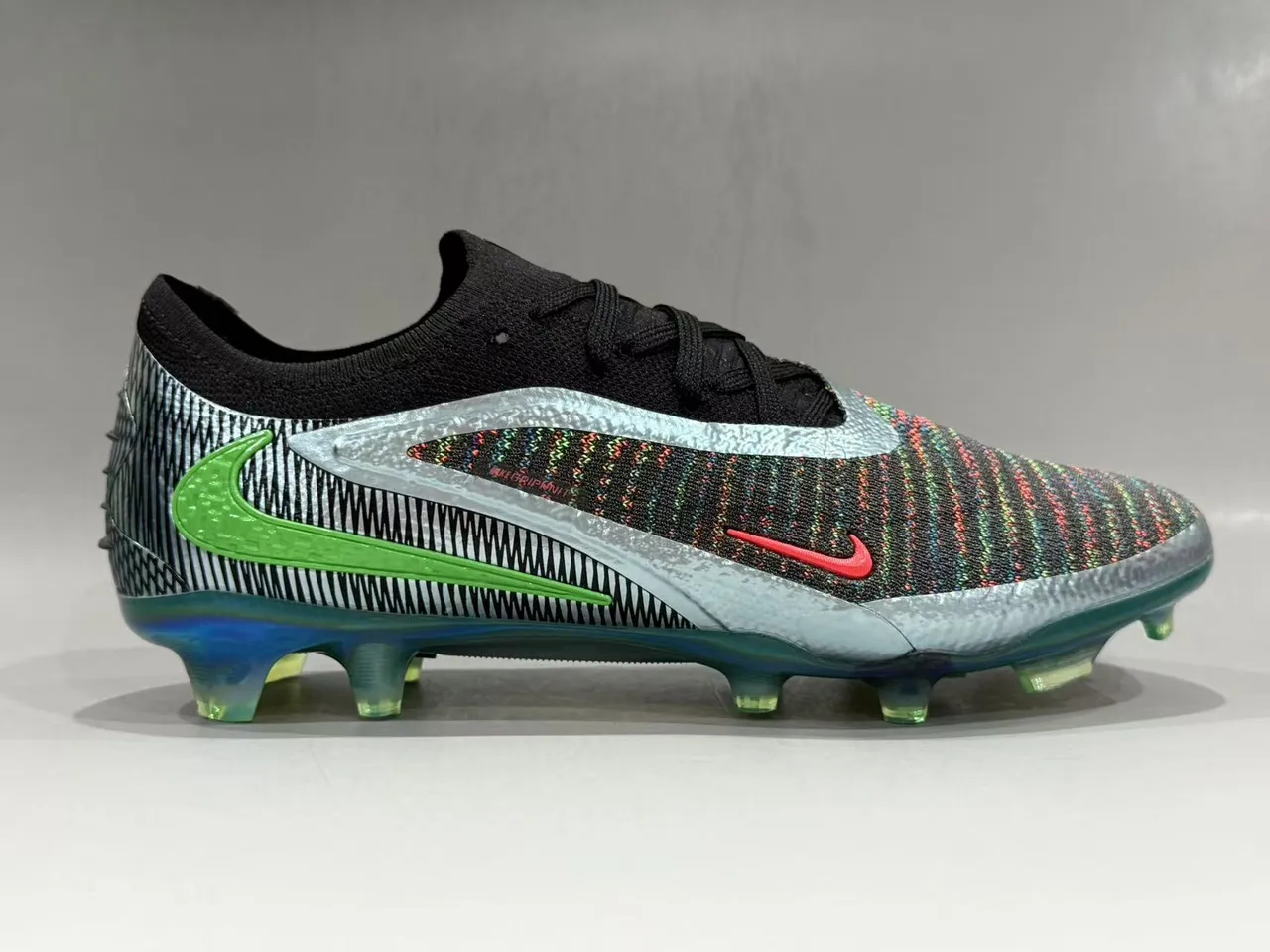 Nike Multicolor Black Flyknit Upper Iridescent Holographic Sole Firm-Ground Soccer Shoes 10