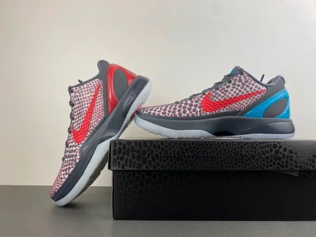 Nike Multicolor Blue Perforated Dot-Grid Knit Upper Cyan Swoosh And Heel Accent Basketball Shoes 15