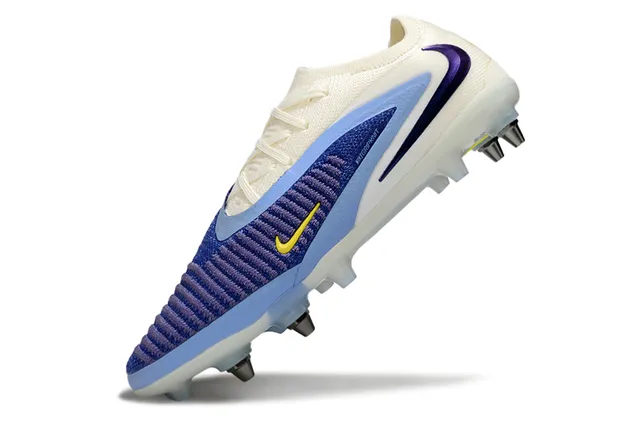 Nike Phantom GT Beige Blue Knitted Upper Metal-Studded Sole Firm-Ground Soccer Shoes 3