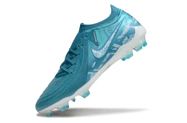 Nike Phantom GT Blue Transparent Knit Upper Asymmetric Lacing Firm-Ground Soccer Shoes 3