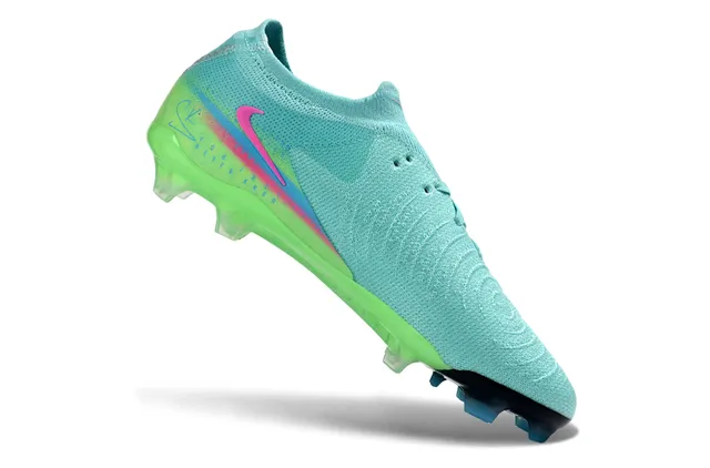 Nike Phantom GT Green Pink Knit Upper Gradient Colorway Firm-Ground Soccer Shoes 2