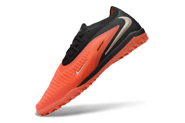 Nike Phantom GT Chaussures de football avec upper en tricot orange noir, lacets asymétriques pour turf 3