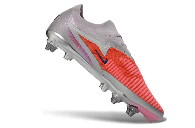 Nike Phantom GT أحذية كرة القدم منخفضة القطع قماش نايت وردي أحمر Swoosh قزحي الألوان أرض صلبة 2