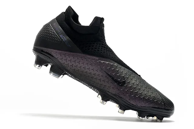 Nike Phantom VSN Gray and Red Firm-Ground Soccer Shoes 8