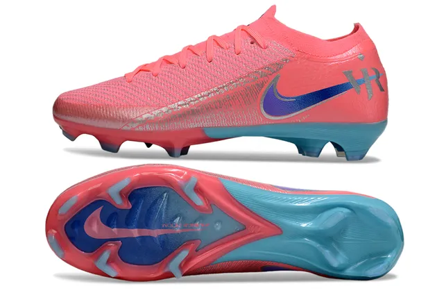 Nike গোলাপি নীল বোনা উপর নিম্ন-কাট কলার ফার্ম-গ্রাউন্ড সকার জুতো 6