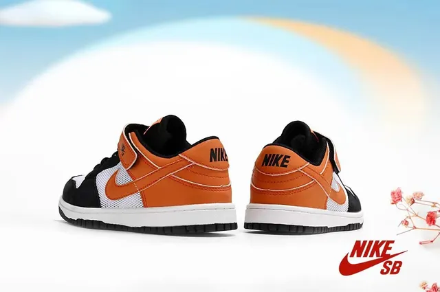 Nike SB Dunk Low Negro Púrpura Naranja Zapatos de Skateboard 15