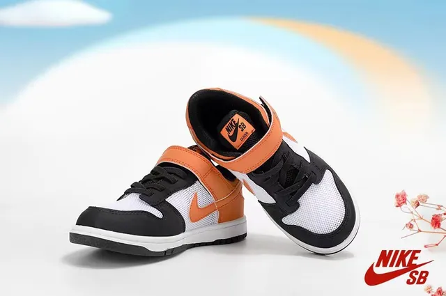 Nike SB Dunk Low Negro Púrpura Naranja Zapatos de Skateboard 16