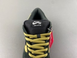 Nike SB Dunk Low Chaussures de Skateboard Vert Foncé et Jaune Moutarde 6