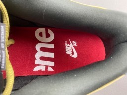 Nike SB Dunk Low Chaussures de Skateboard Vert Foncé et Jaune Moutarde 7