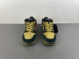 Nike SB Dunk Low Chaussures de Skateboard Vert Foncé et Jaune Moutarde 11