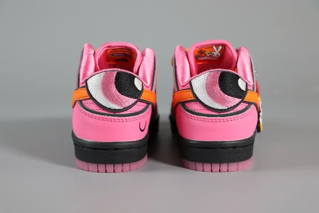 Nike SB Dunk Low Chaussures de Skateboard Vert Néon Noir 23