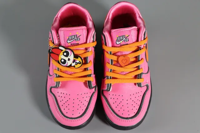 Nike SB Dunk Low Chaussures de Skateboard Vert Néon Noir 24