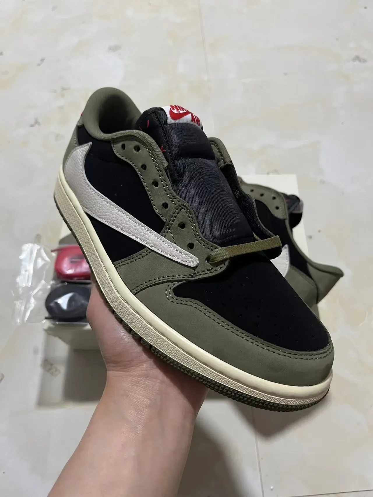 Nike SB Dunk Low Olive Green Black White Lifestyle Skateboard Shoes 2