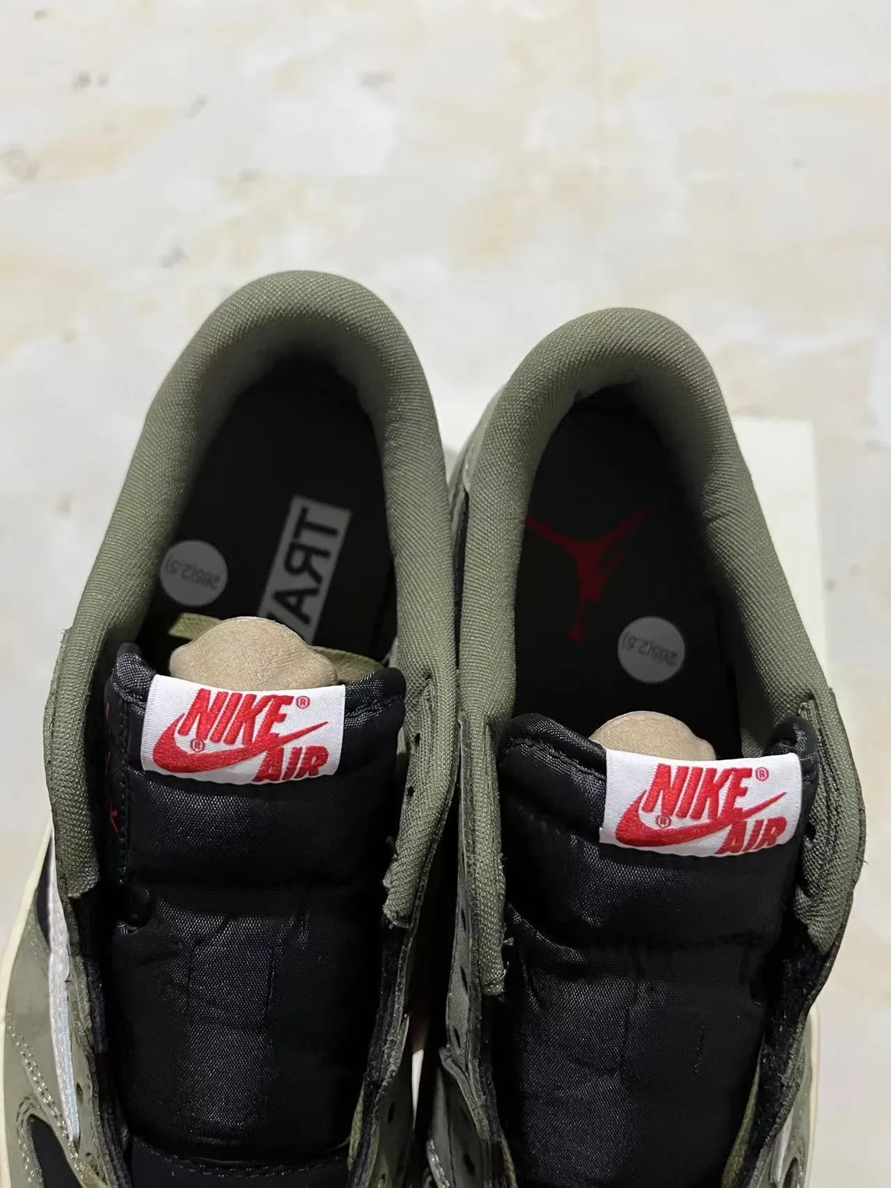 Nike SB Dunk Low Olive Green Black White Lifestyle Skateboard Shoes 9