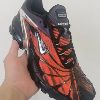 Nike Tailwind Red Black Silver Lifestyle Sneakers